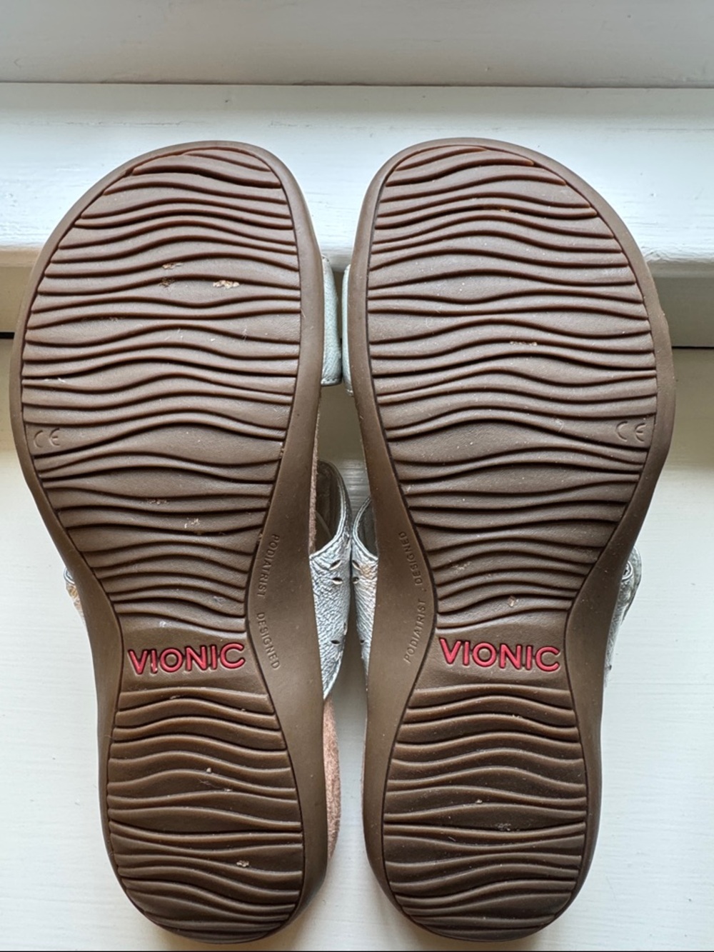 ✨ VIONIC Randi Sandals ✨ - Picture 6 of 10